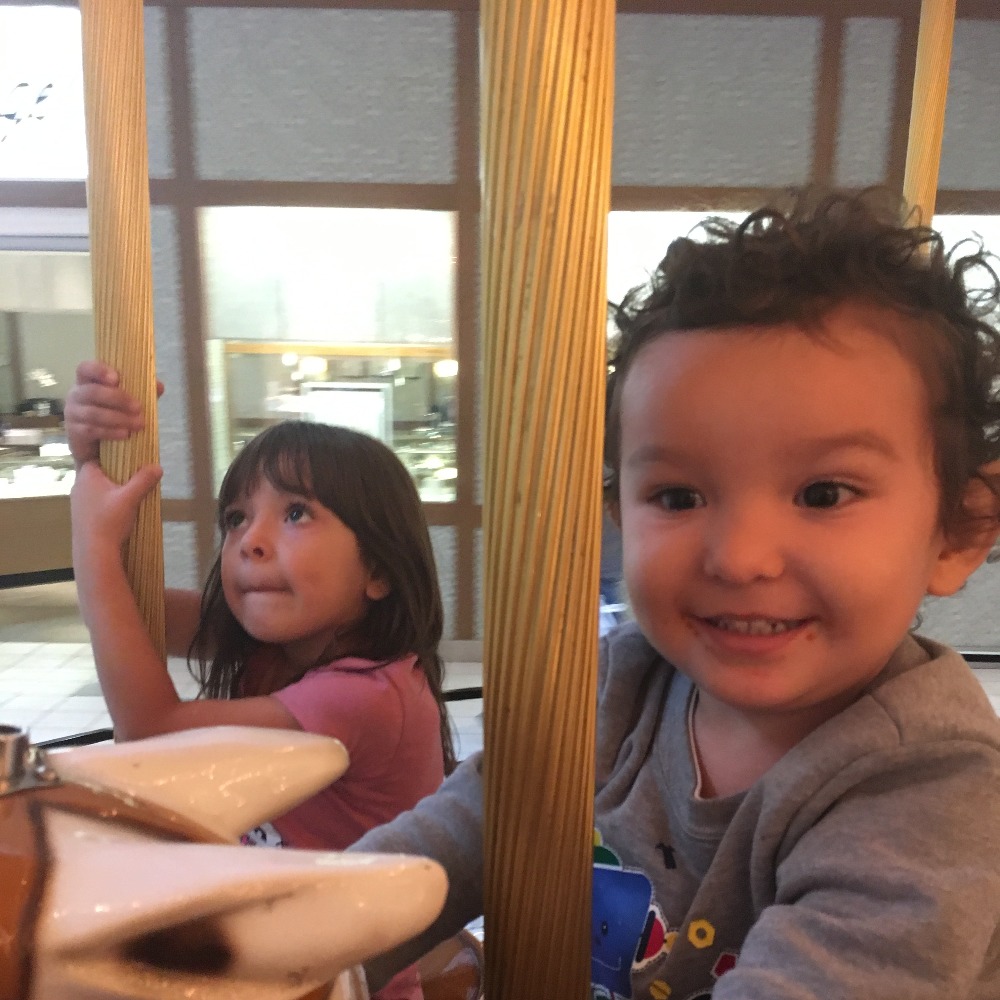 Meet your Posher, Rosario